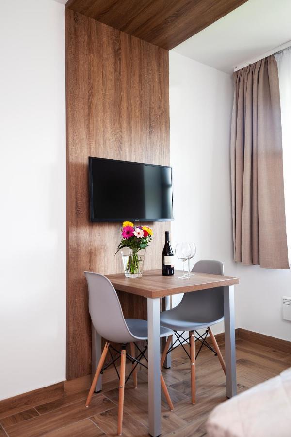 Hvt Comfort Apartments Mezőkövesd Eksteriør bilde