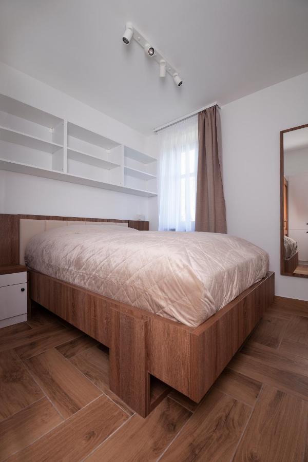Hvt Comfort Apartments Mezőkövesd Eksteriør bilde