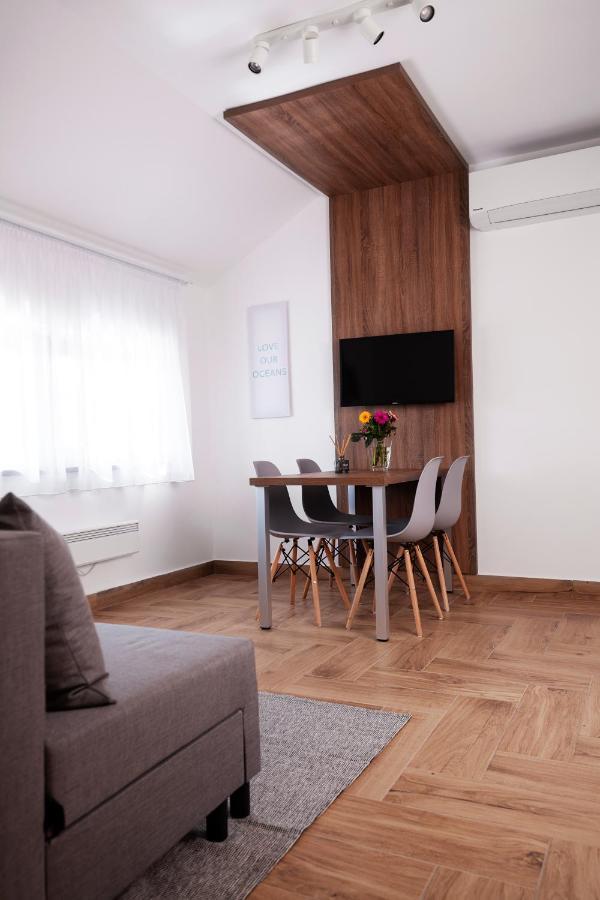 Hvt Comfort Apartments Mezőkövesd Eksteriør bilde