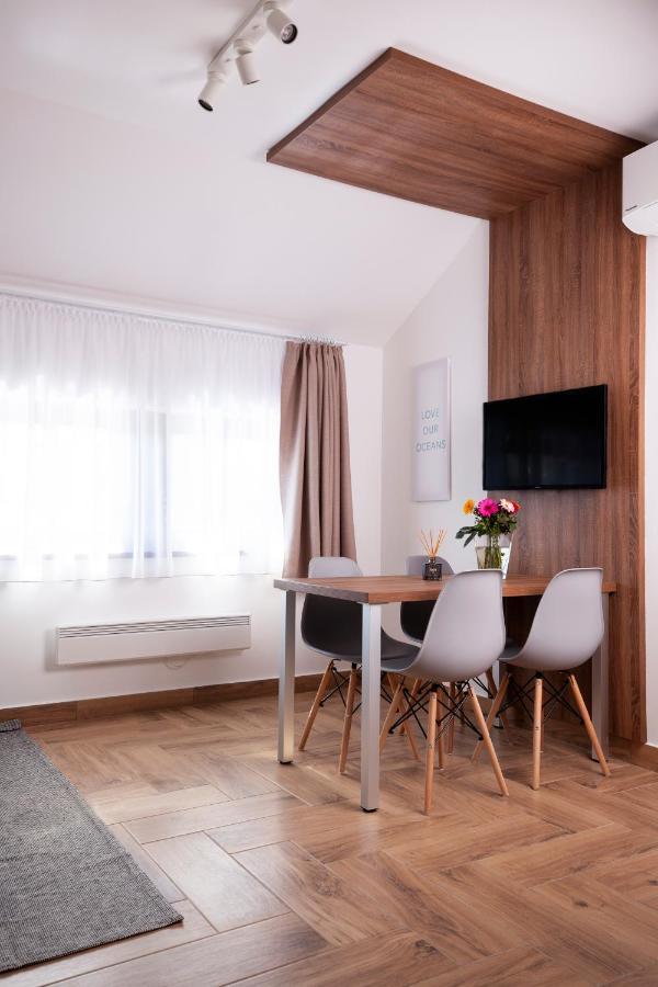 Hvt Comfort Apartments Mezőkövesd Eksteriør bilde
