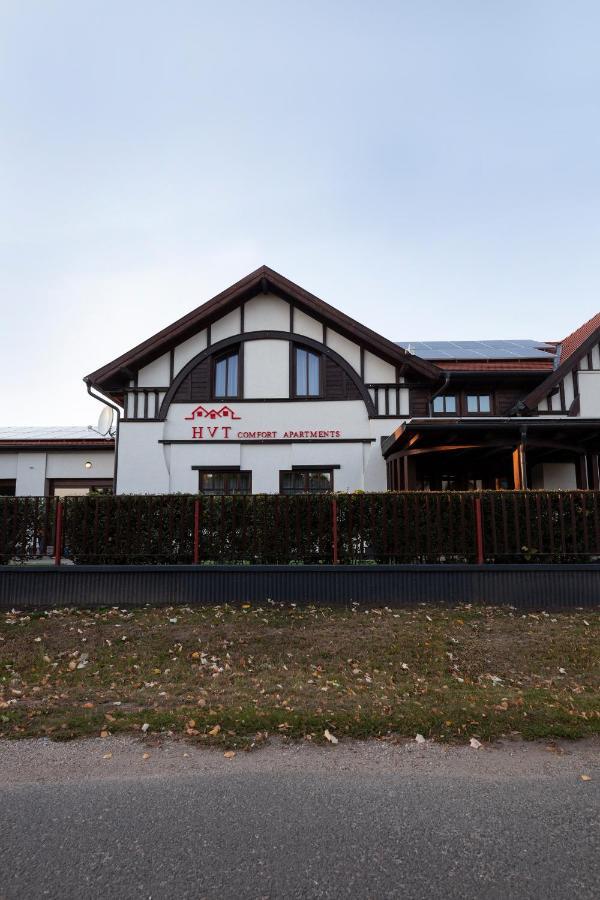 Hvt Comfort Apartments Mezőkövesd Eksteriør bilde