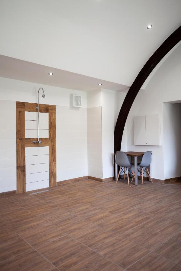 Hvt Comfort Apartments Mezőkövesd Eksteriør bilde