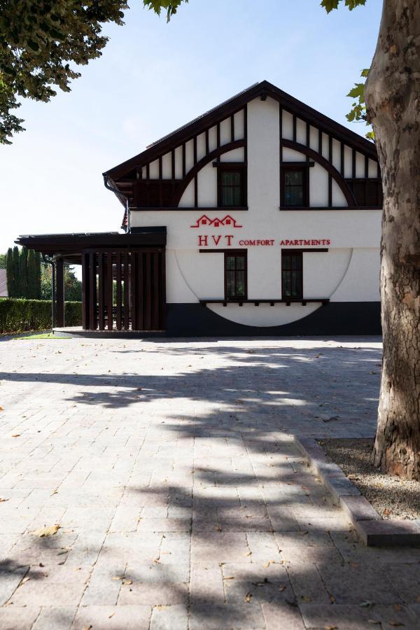 Hvt Comfort Apartments Mezőkövesd Eksteriør bilde